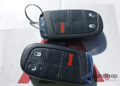 2020 Jeep Renegade Latitude Fwd из США, поврежденный, VIN ZACNJABB4LPL71939